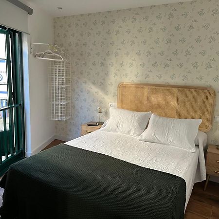 Apartamentos Urbanin I Plaza Ayuntamiento Cudillero Bagian luar foto