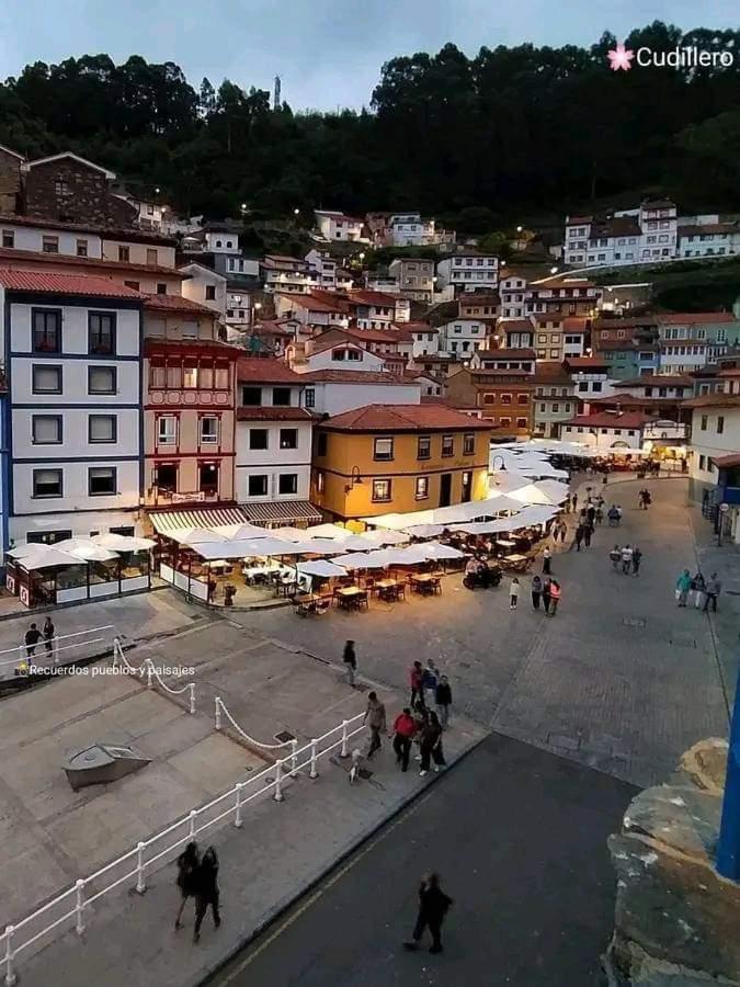 Apartamentos Urbanin I Plaza Ayuntamiento Cudillero Bagian luar foto