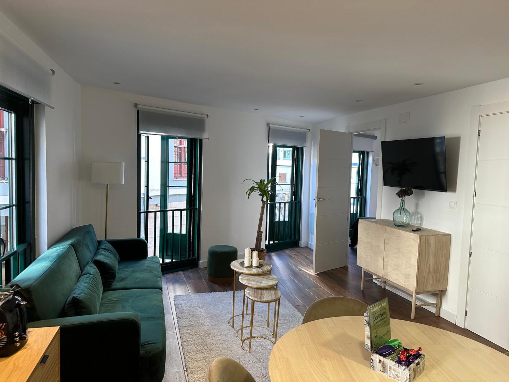 Apartamentos Urbanin I Plaza Ayuntamiento Cudillero Bagian luar foto